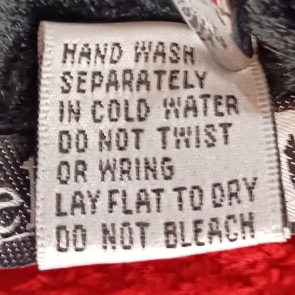 Kelly Scott, Red Zip Front Cardigan W/ Black Faux Fur Collar Size Medium Festive - Picture 16 of 16